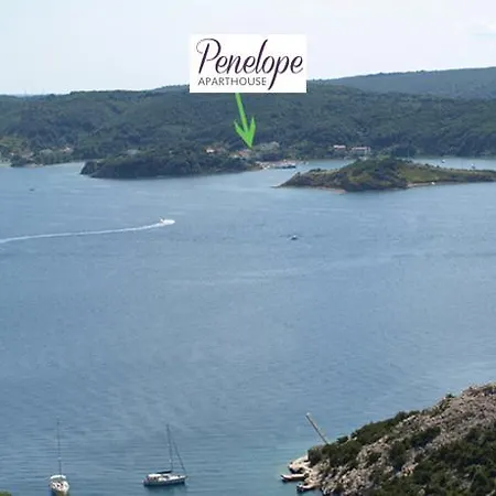 Aparthouse Penelope * Supetarska Draga