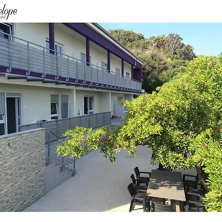 Aparthouse Penelope Supetarska Draga