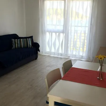 Aparthouse Penelope * Supetarska Draga